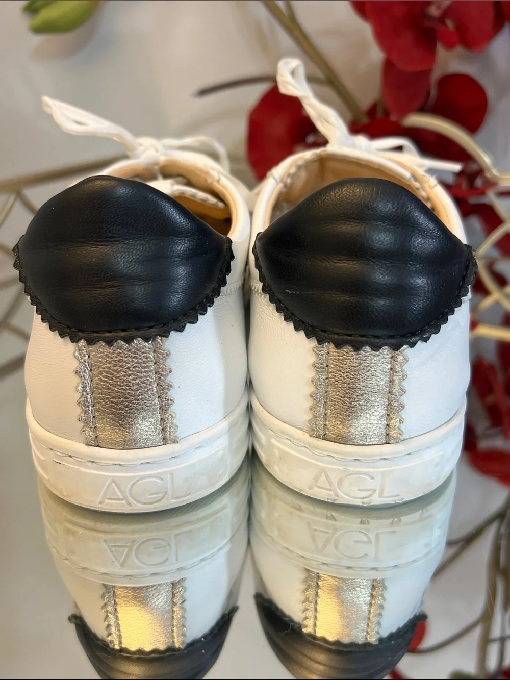 AGL White Leather Sneakers with Black Heel and Beige Suede Toe Size 38 (US 8)